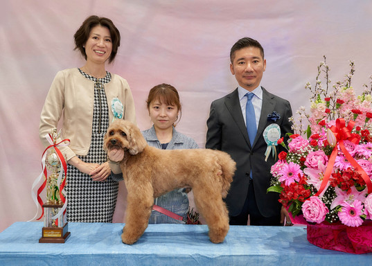 受賞　CocoA横浜本店店長　柴田優菜